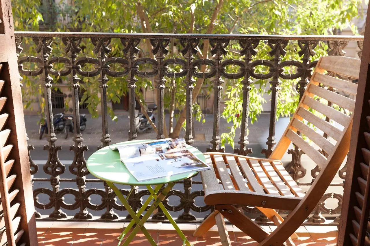 Easysleep Gaudi Terrace Apartment Barcelona
