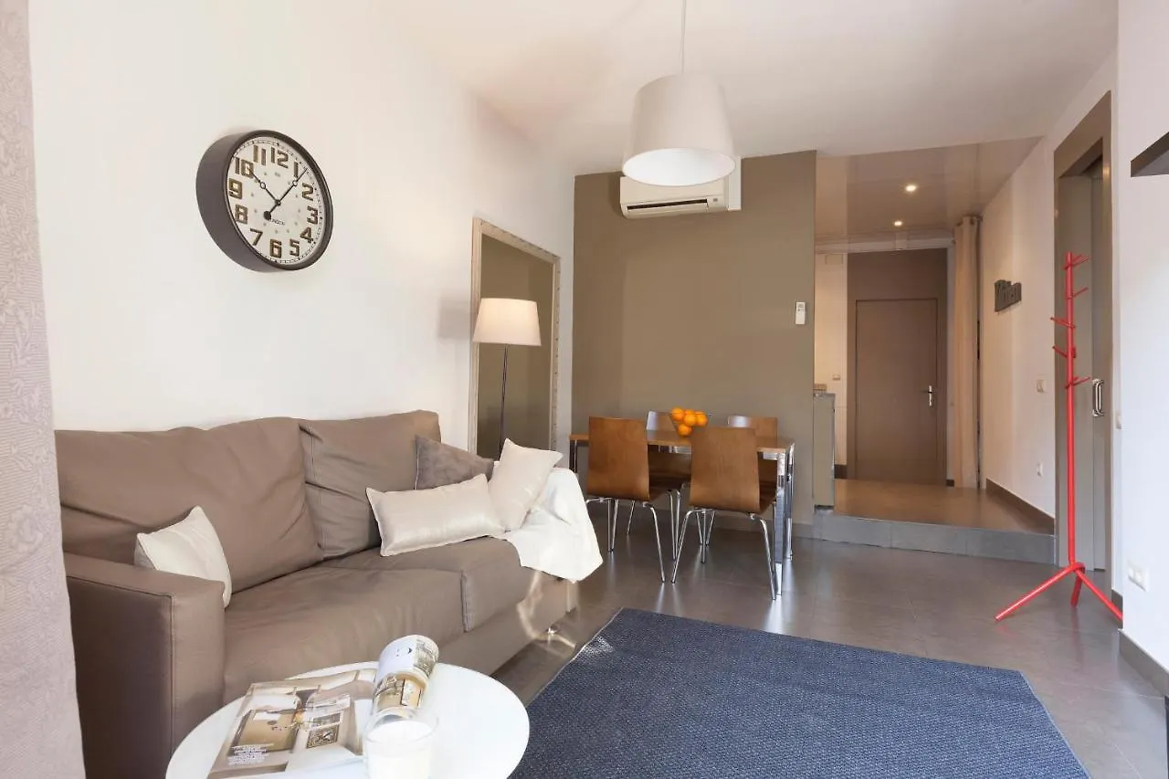 Easysleep Gaudi Terrace Apartment Barcelona Spain
