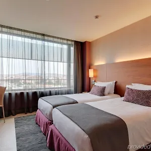 Otel Tower, Badalona